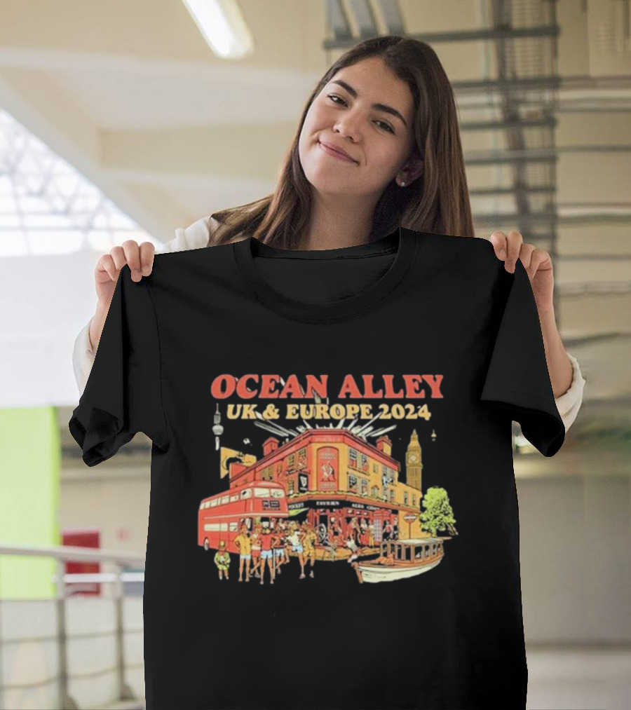 Ocean Alley UK and Europe 2024 Tour with London Red Bus and Iconic Big Ben T-Shirt