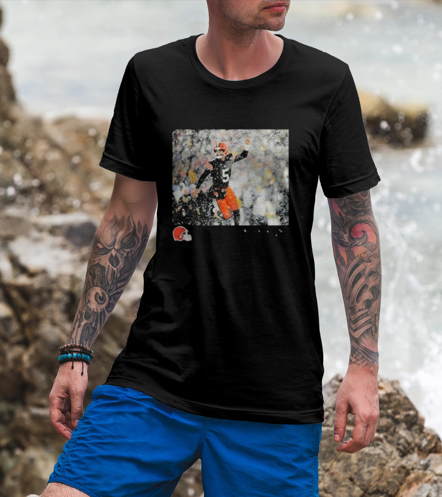 Cleveland Browns Jameis Winston NFL Week 12 Snow Game Action T-Shirt