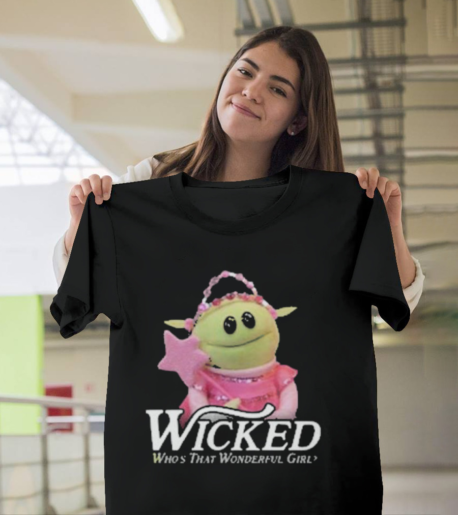Wicked Who's That Wonderful Girl Alien Princess in Pink T-Shirt