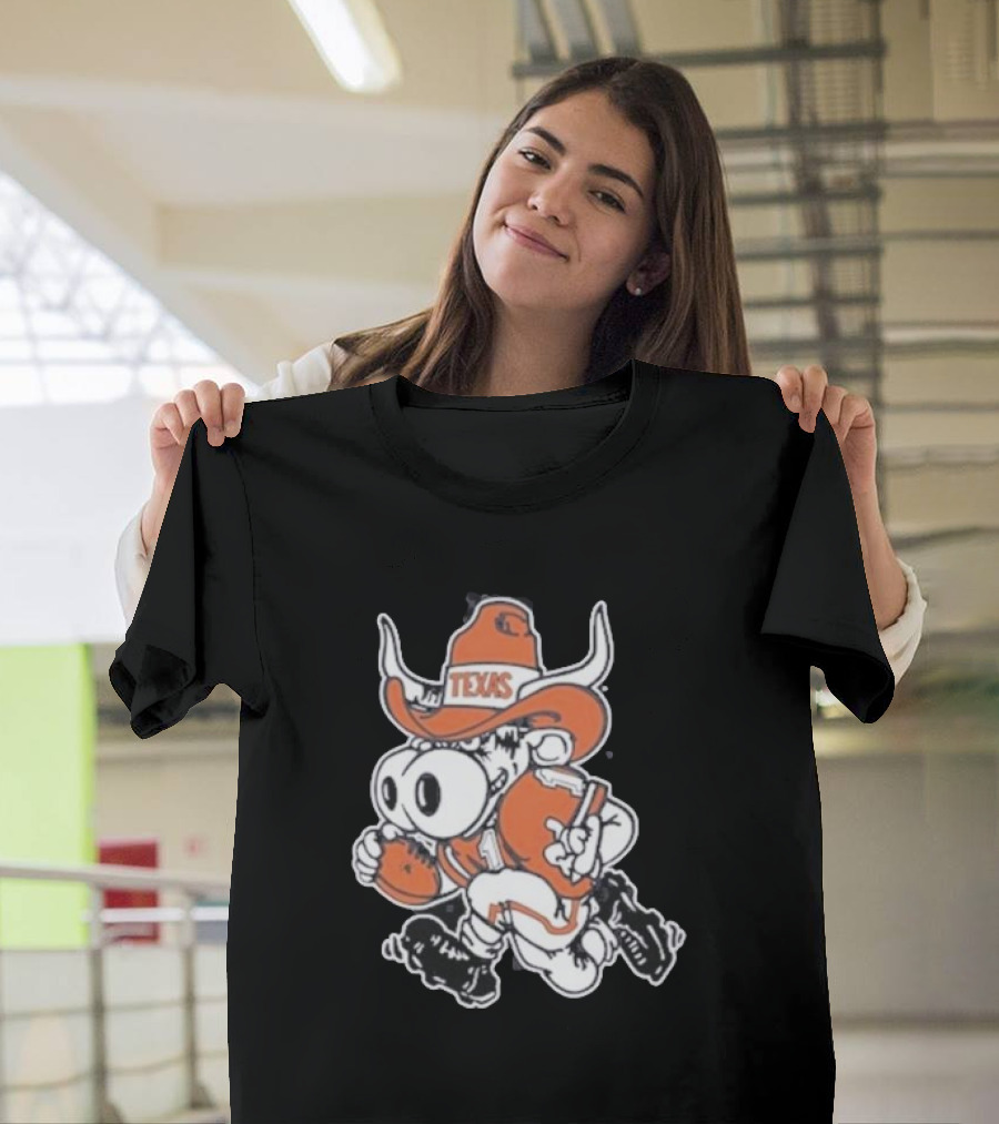 Texas Longhorns Bevo Mascot Football Cowboy T-Shirt
