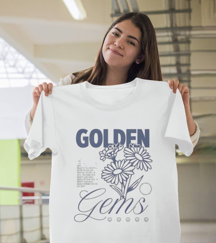 Golden Gems Smiley Daisy Manifesto T-Shirt