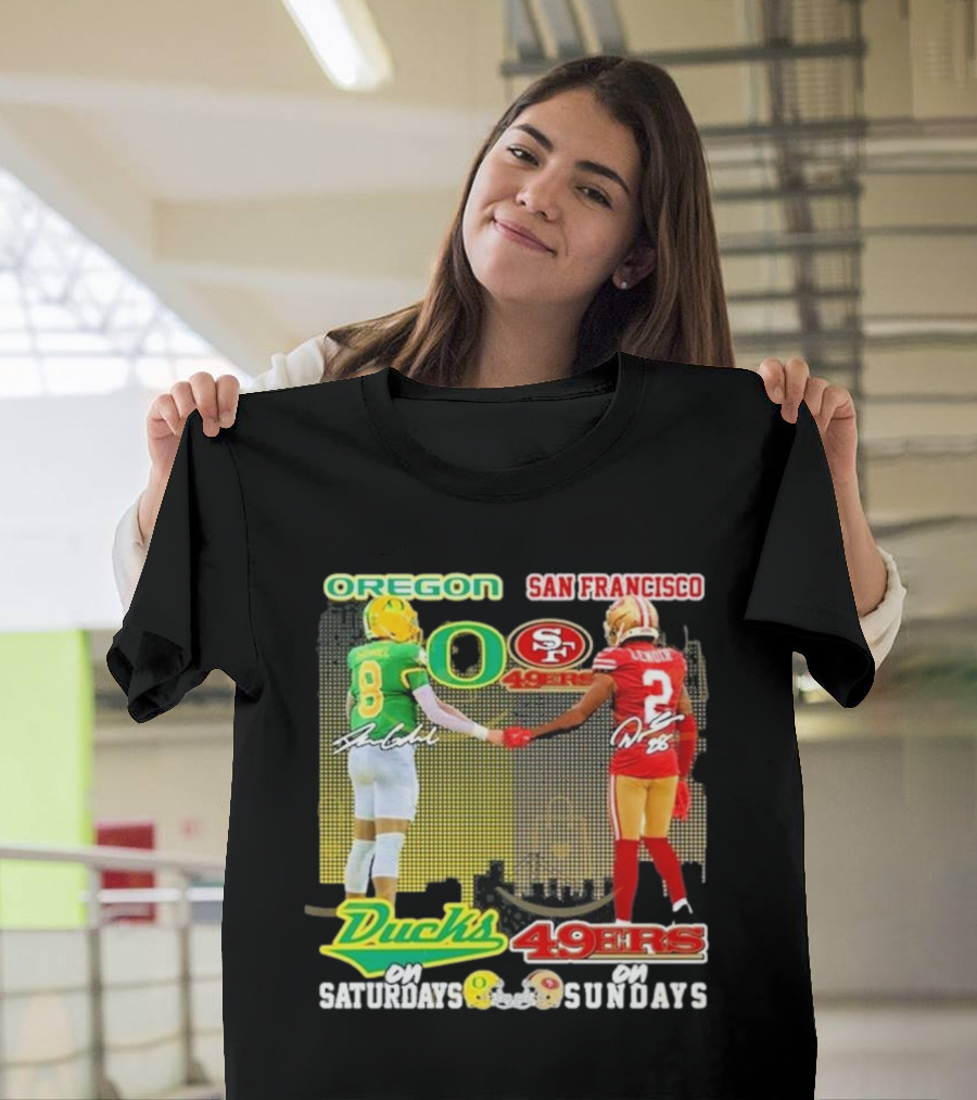 OREGON SAN FRANCISCO DUCKS 49ERS ON SATURDAYS ON SUNDAYS T-Shirt
