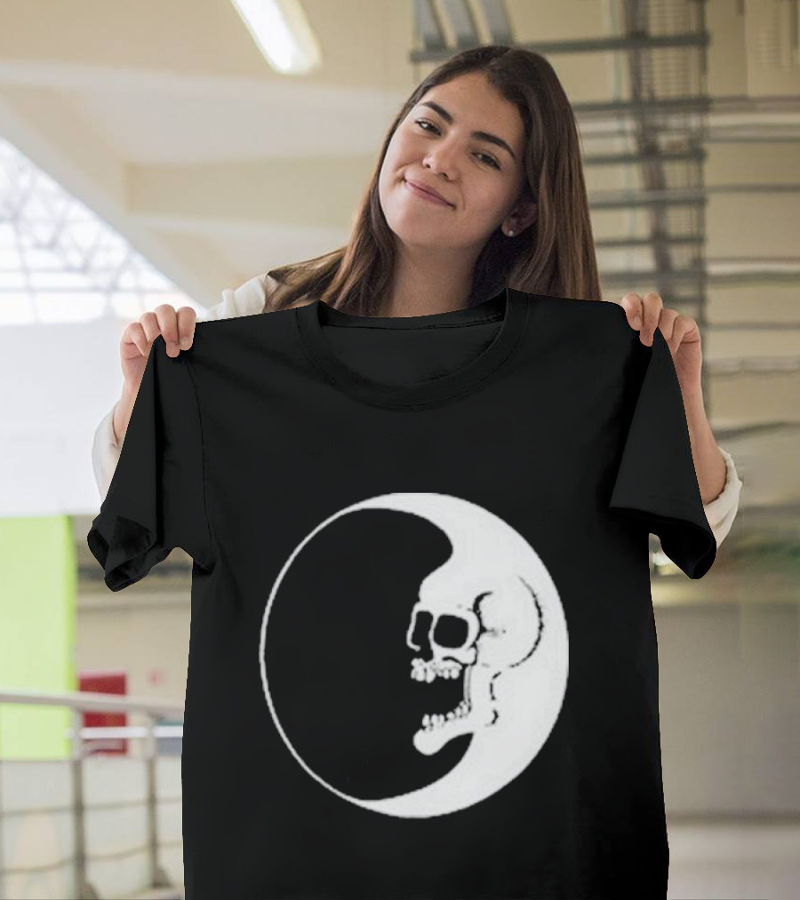 Zero Dead Moon Skull Crescent T-Shirt