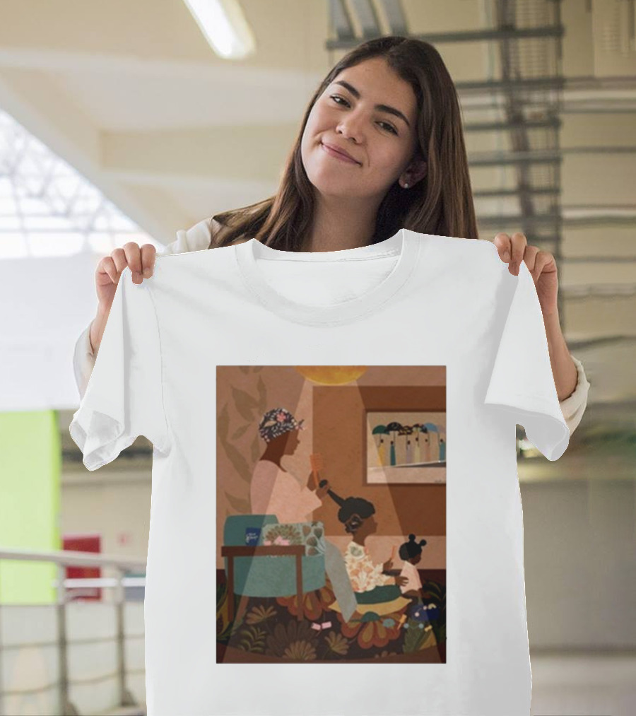 Deelasheeart Sit Still Family Hair Braiding Scene T-Shirt