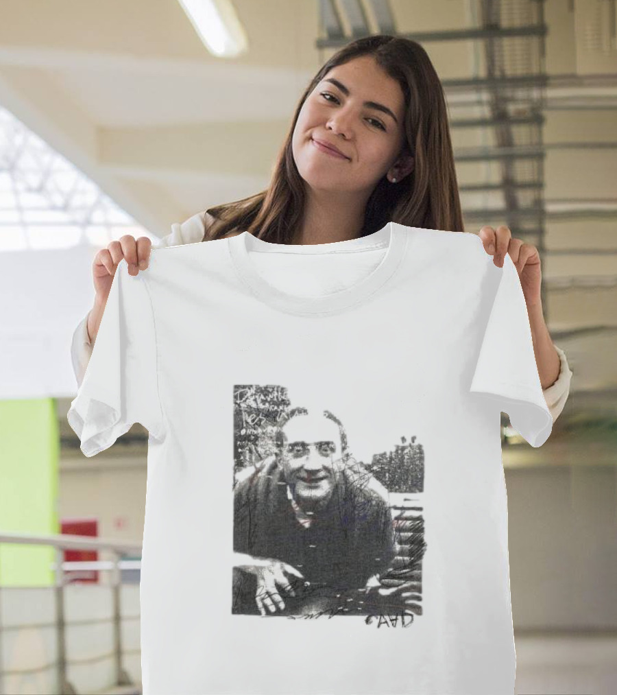 Duchamp Portrait AVID Text Compilation T-Shirt