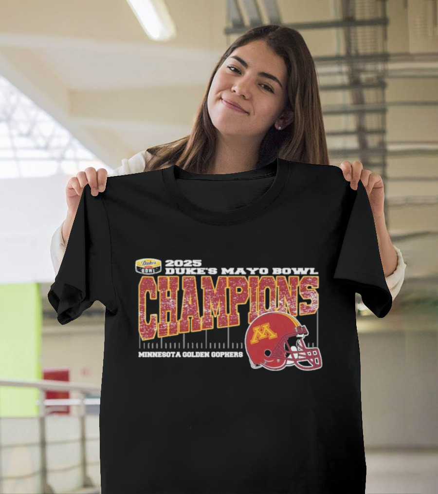 Minnesota Golden Gophers 2025 Duke’s Mayo Bowl Champions Vintage Style Helmet College Football Game T-Shirt