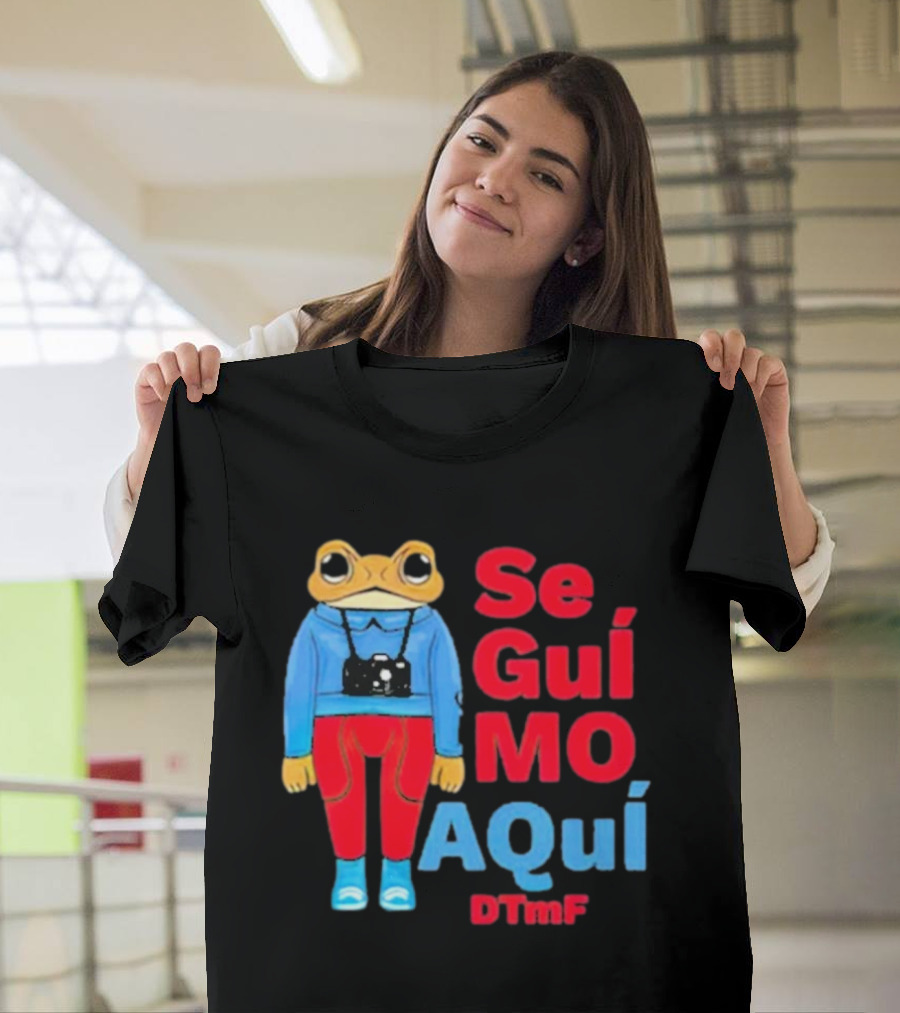 Se Guí Mo Aquí DTMF Frog With Camera T-Shirt