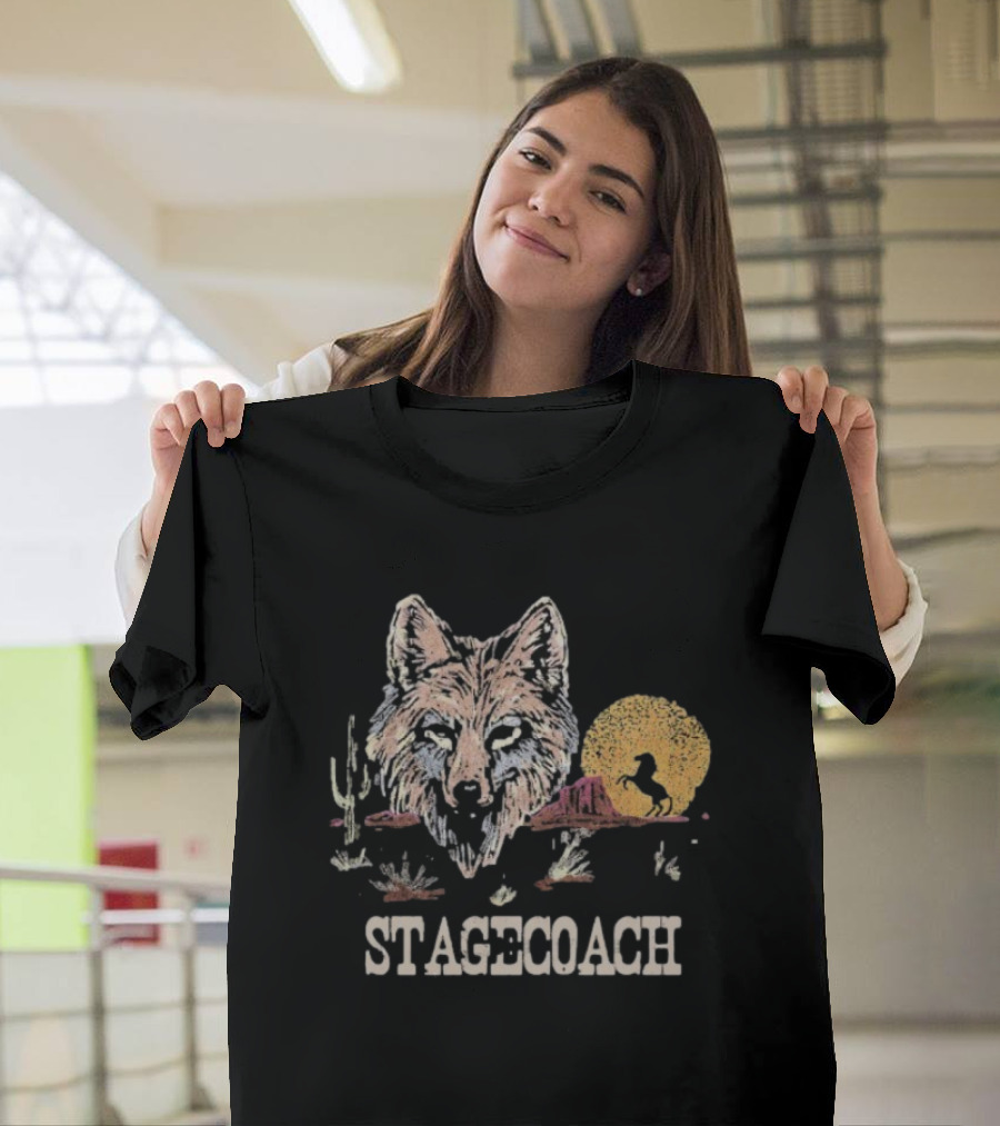 Stagecoach Lone Coyote Indio California 2025 Wolf Desert Scene T-Shirt