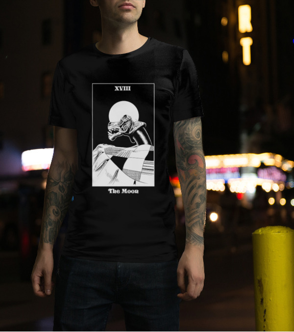 Summerisle Arcana XVIII The Moon Skull Tarot T-Shirt
