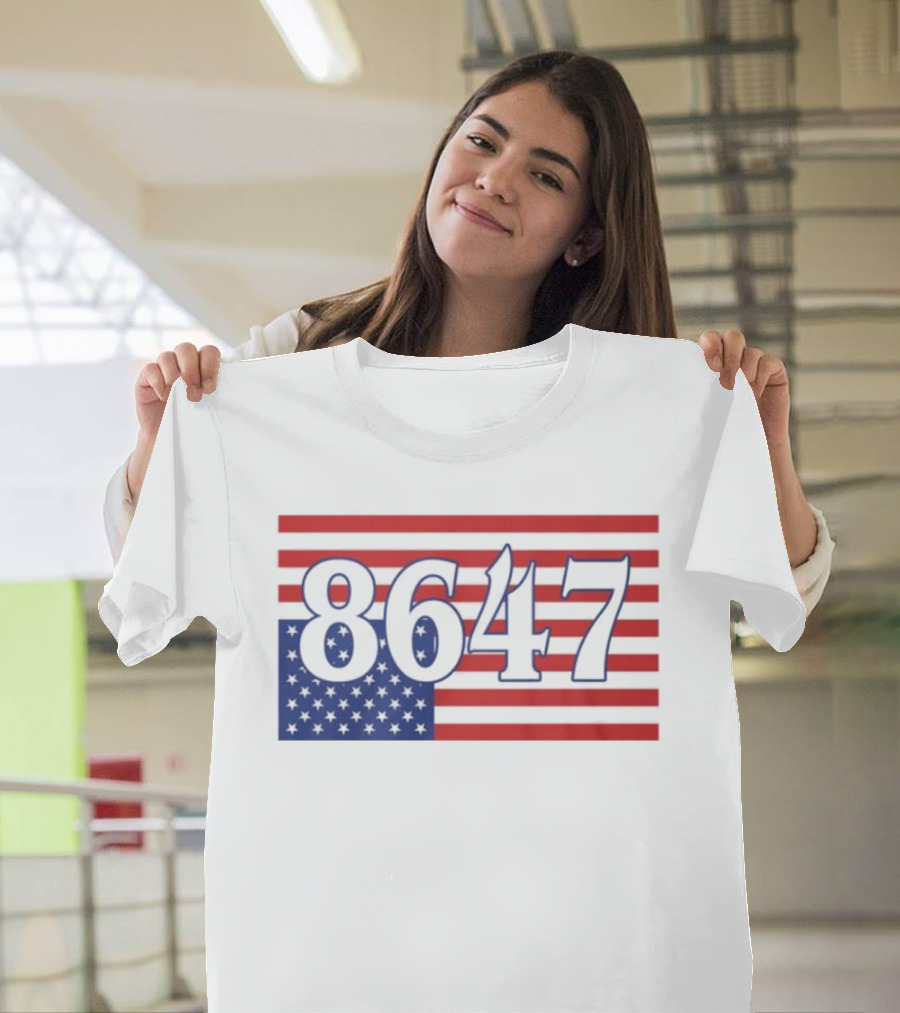 8647 American Flag Inverted Red Blue Stripes T-Shirt