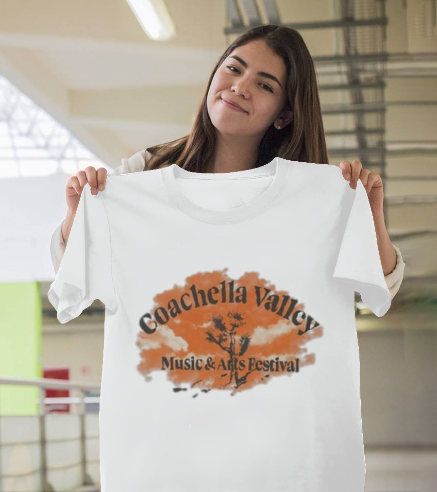Coachella Valley Music And Arts Festival Yucca Brevifolia Clouds 2025 T-Shirt