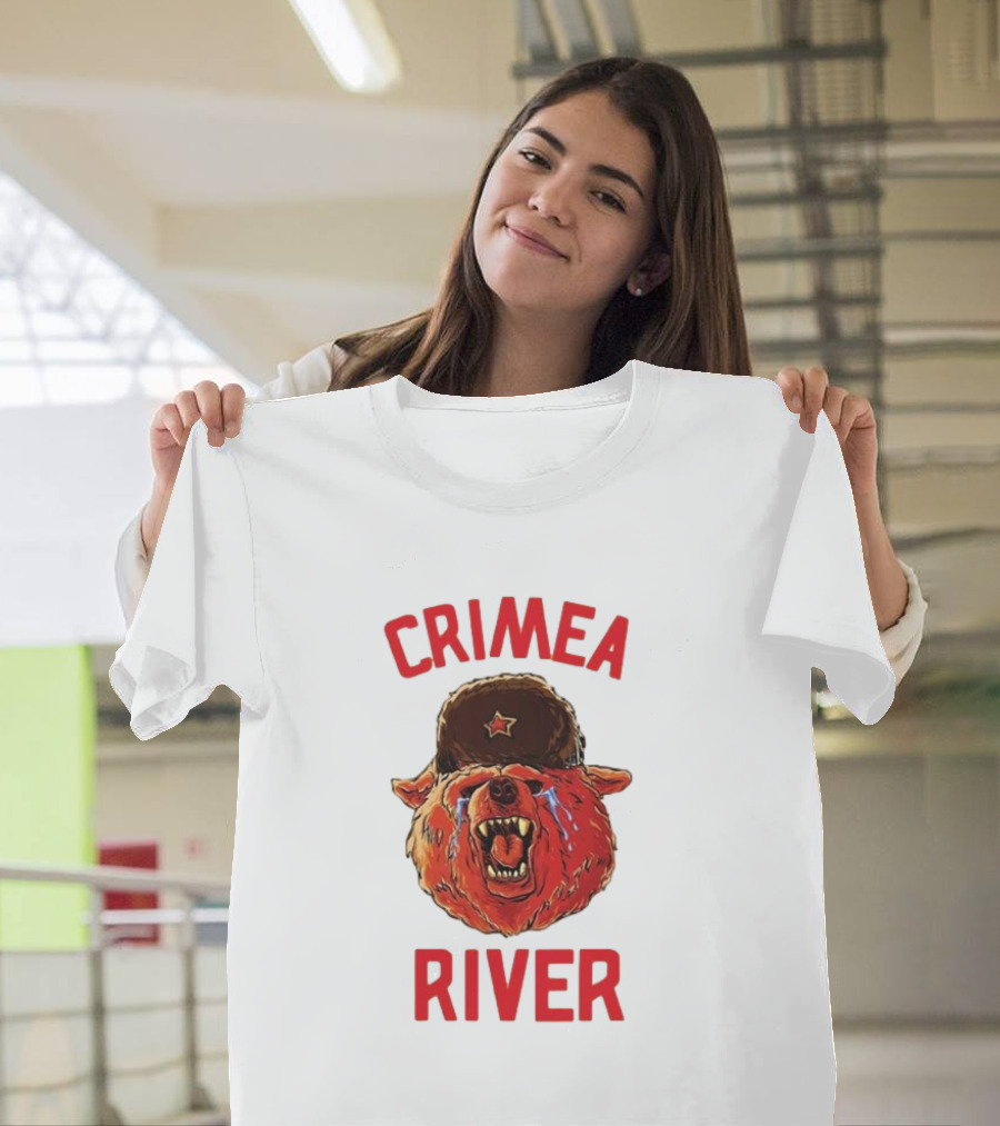 Crimea River Bear in Soviet Hat Crying Russia T-Shirt