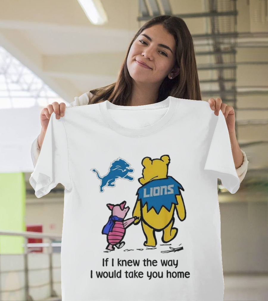 Detroit Lions Winnie The Pooh Piglet Walking Holding Hands T-Shirt