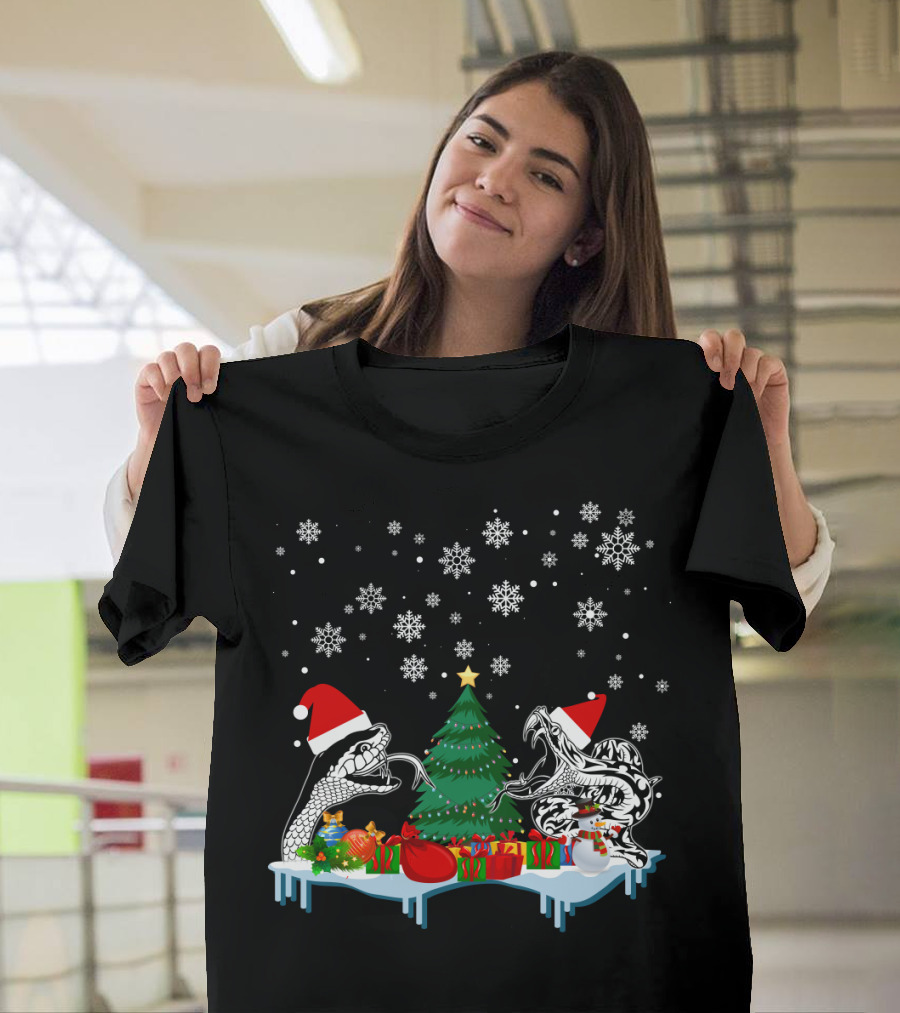 Snake Merry Christmas Snowflakes Santa Hats Holiday Scene T-Shirt