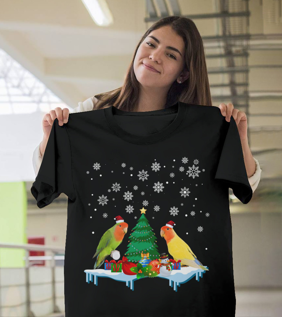 Lovebird Merry Christmas Snowflakes Tree Santa Hats T-Shirt