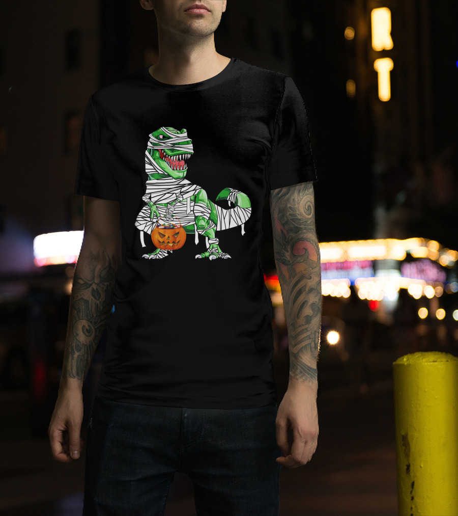 Halloween Pumpkin Mummy Dinosaur With Candy Bucket T-Shirt