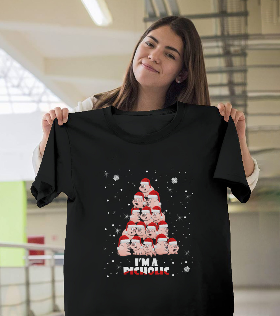 I'm a Pigholic Santa Hat Christmas Tree with Snowflakes T-Shirt