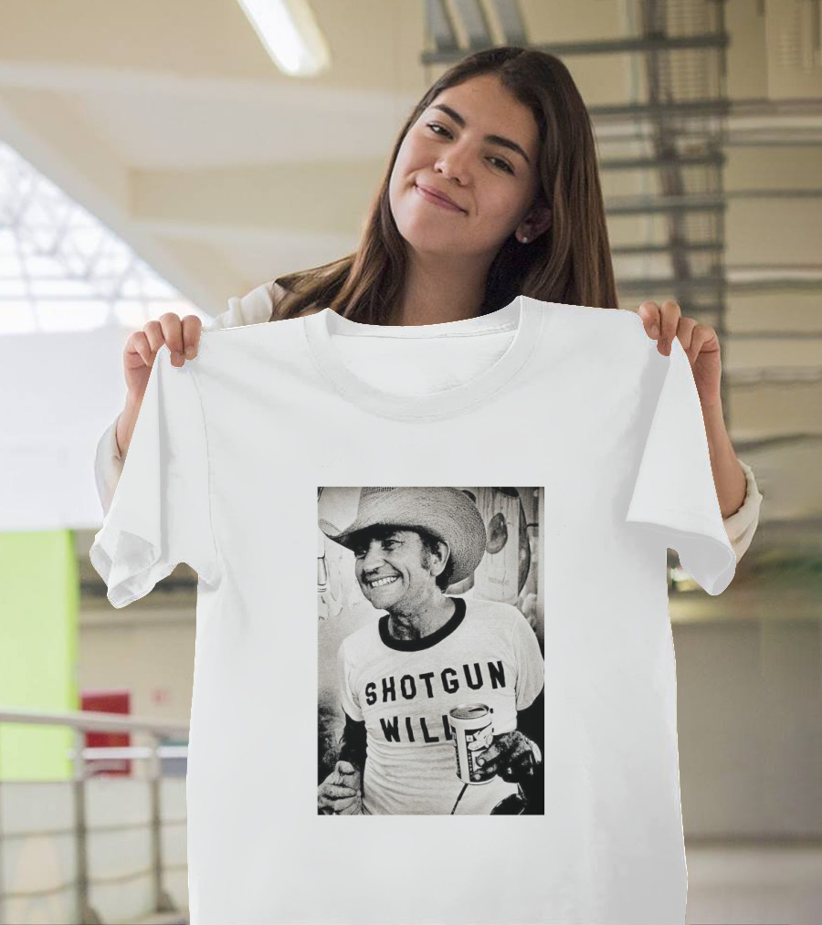 Shotgun Willie Cowboy Hat Beer Can Vintage Look T-Shirt