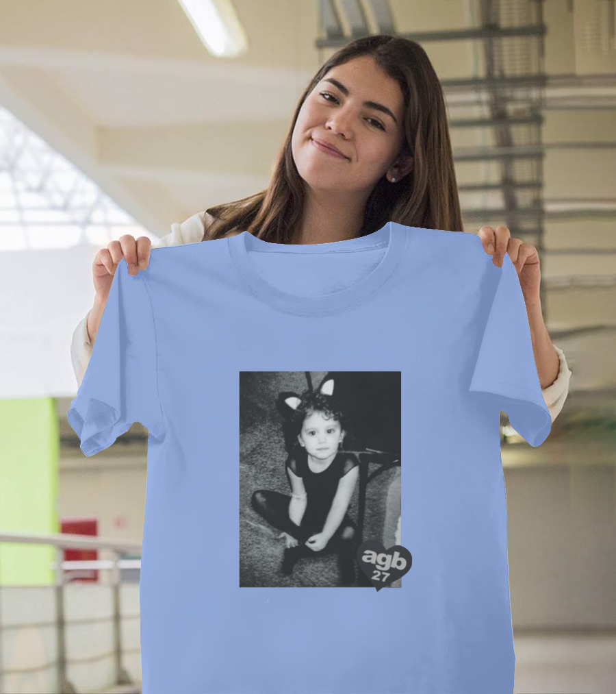 agb 27 Vintage Style Cat Costume Photograph T-Shirt