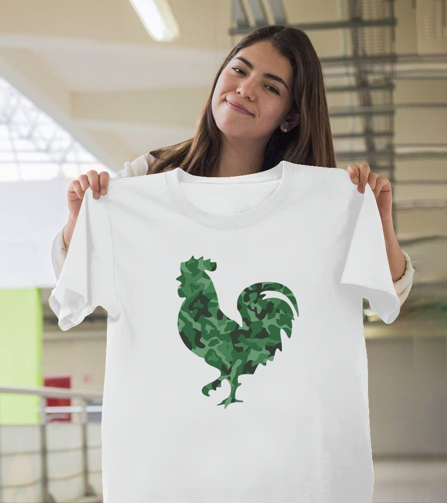 Chicken Camo Rooster Silhouette In Green Camouflage T-Shirt