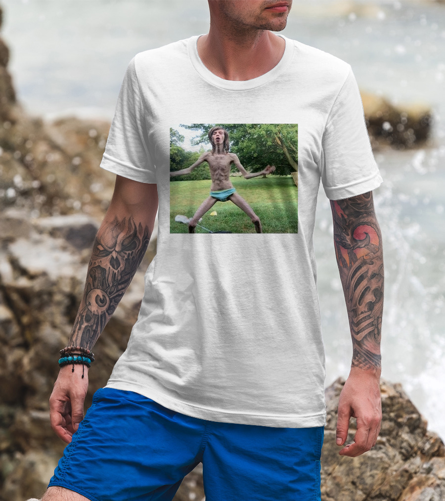 Daddy Long Neck Outdoor Pose Iconic Meme T-Shirt