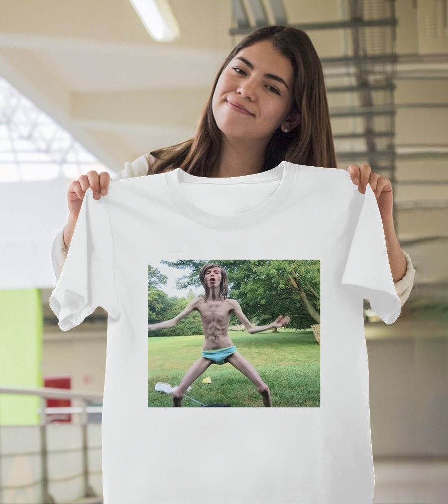 Daddy Long Neck Outdoor Pose Iconic Meme T-Shirt