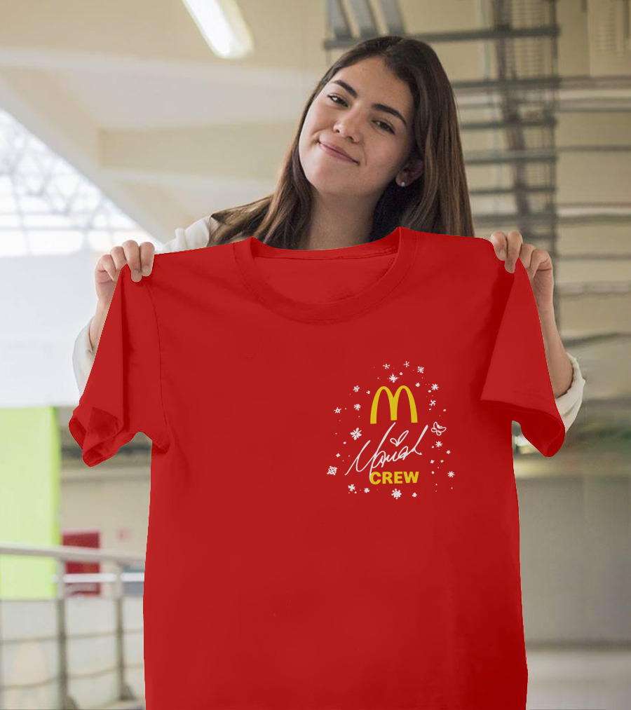 McDonald's Mariah Carey Crew Snowflakes Christmas Holiday T-Shirt