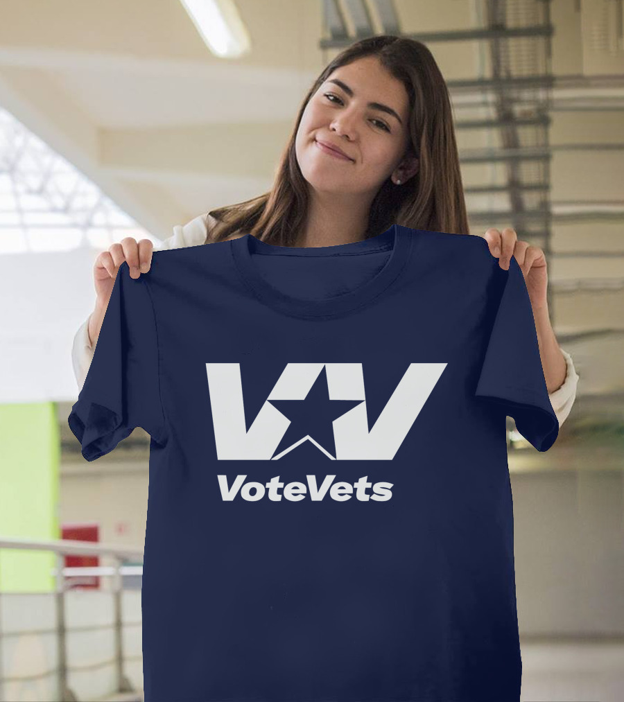 VoteVets Star Logo Promoting Veterans Engagement T-Shirt