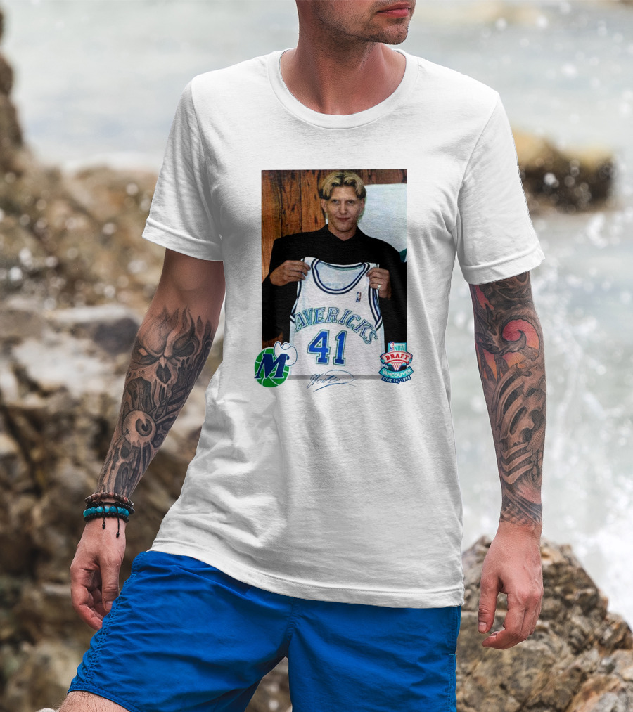 Dirk Nowitzki Mavericks NBA Draft Vancouver June 24 1998 T-Shirt