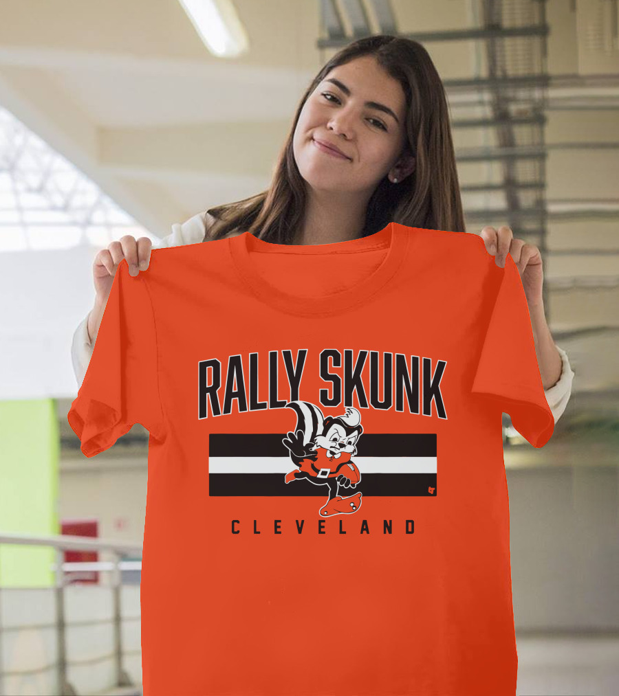 Cleveland Rally Skunk Football Character Sporting Orange Helmets T-Shirt