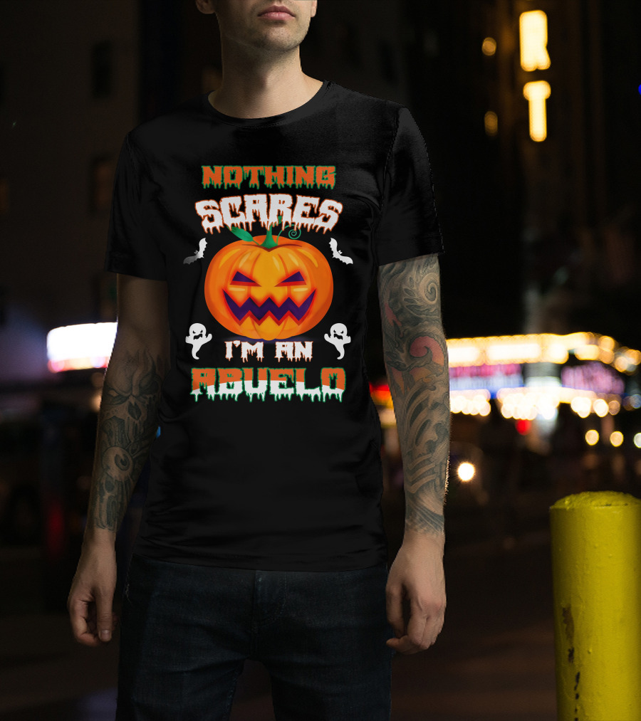 Nothing Scares I'm An Abuelo Halloween Pumpkin Ghosts And Bats T-Shirt