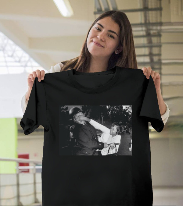 Bam Punch Black And White Retro Fight Scene T-Shirt