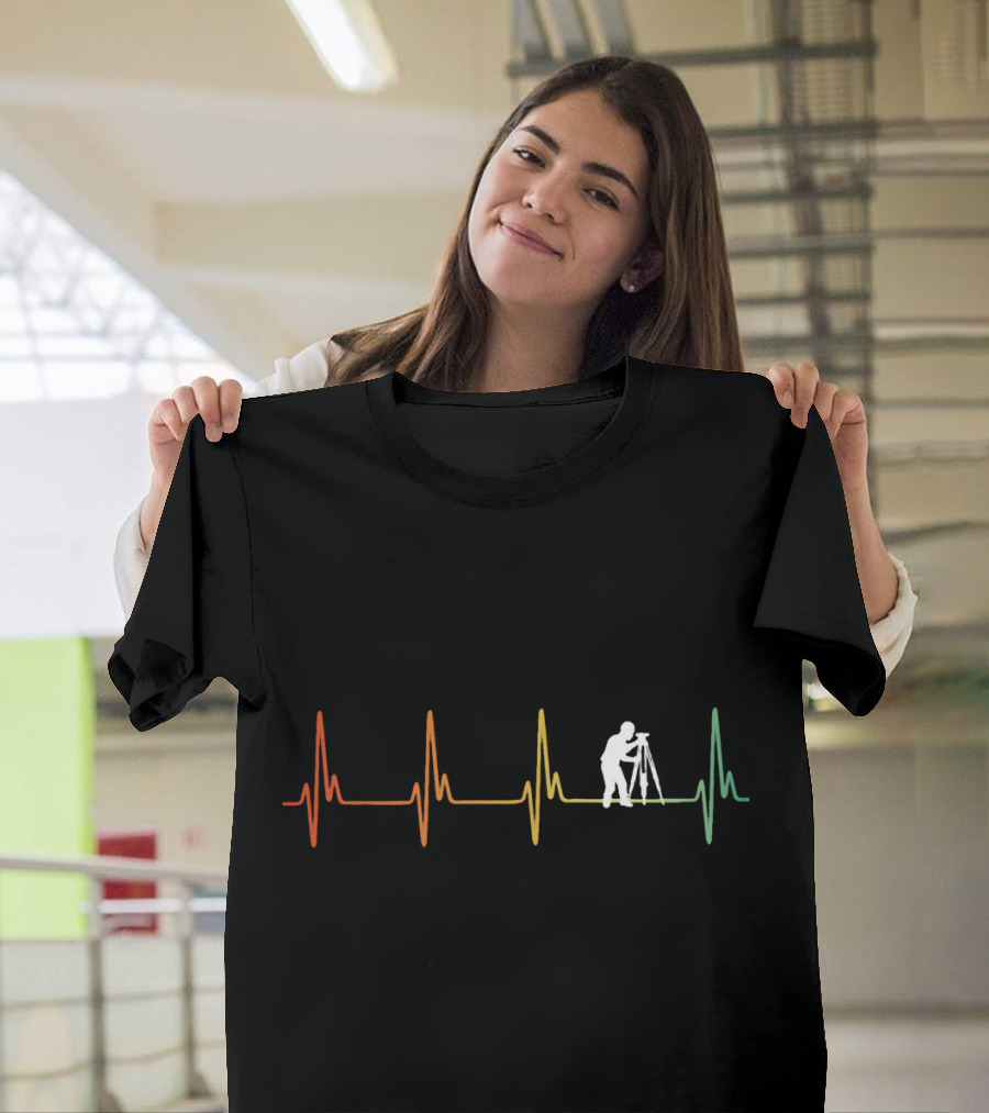 Surveyor Silhouette on Heartbeat Line Retro Engineering T-Shirt