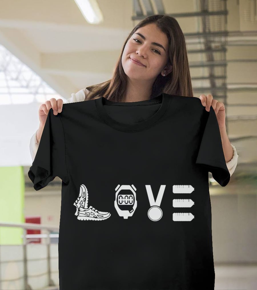 LOVE RUNNING Stopwatch Medal Shoes Bottles T-Shirt