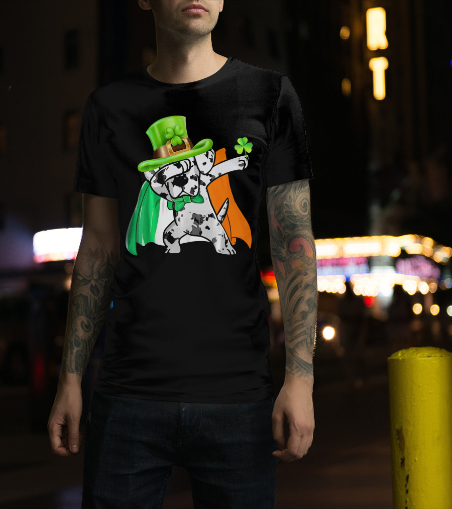 Dabbing Great Dane Irish Flag Shamrock Hat Cape T-Shirt