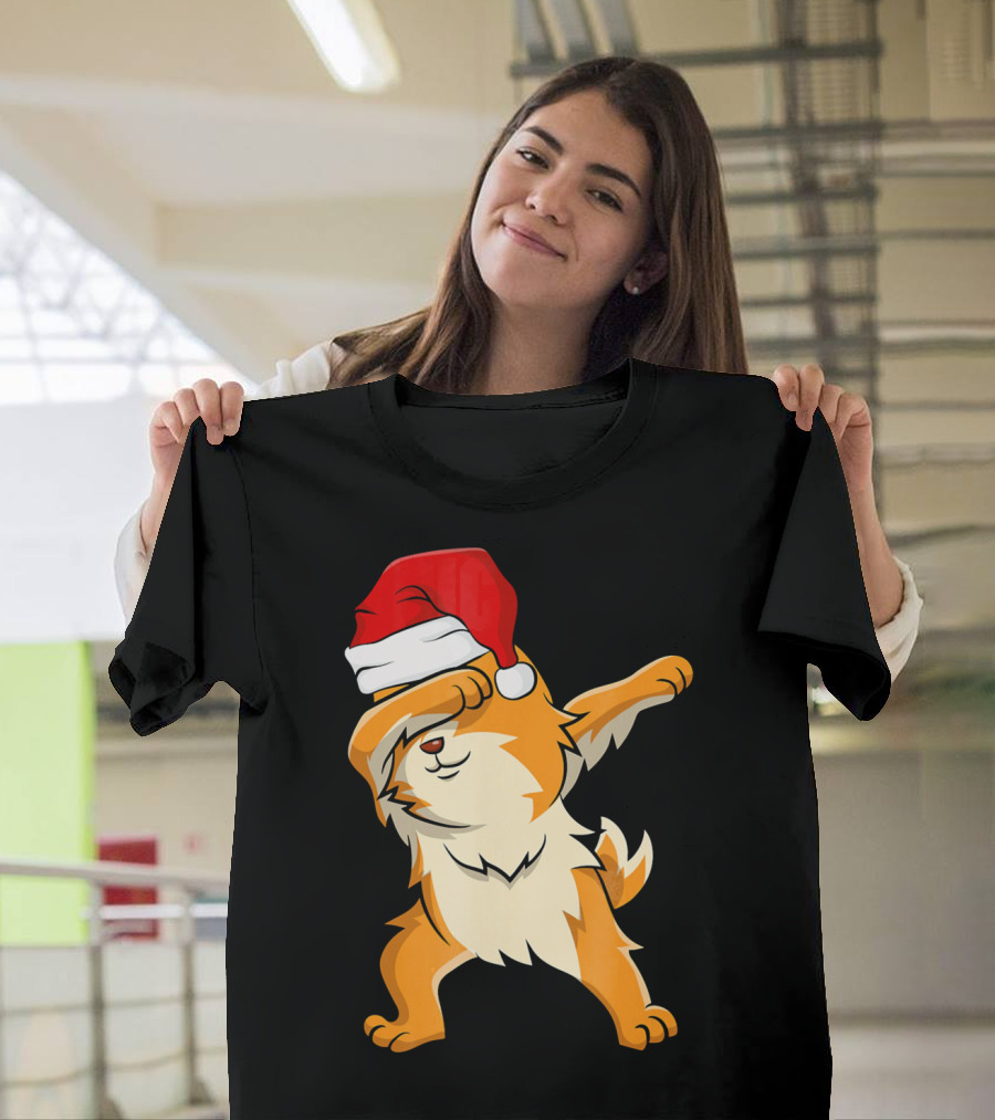 Dabbing Pomeranian with Santa Hat T-Shirt