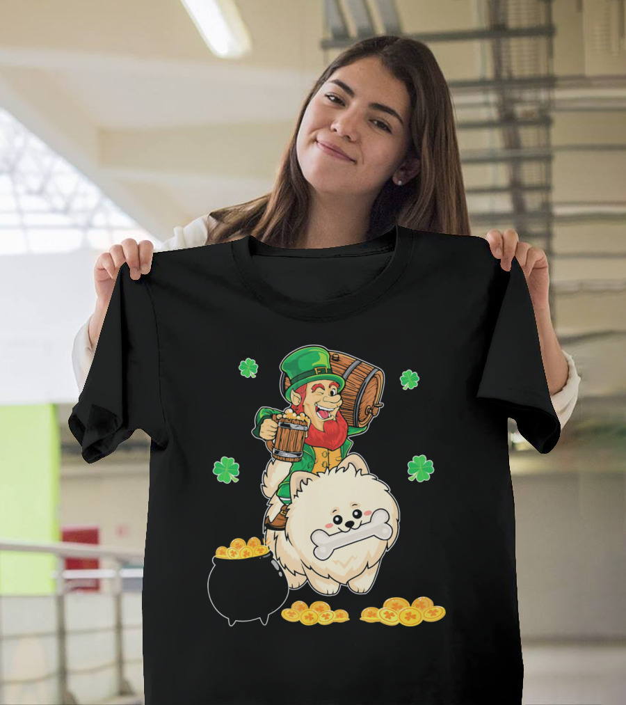 Leprechaun Rides Pomeranian with Beer and Gold Shamrocks T-Shirt