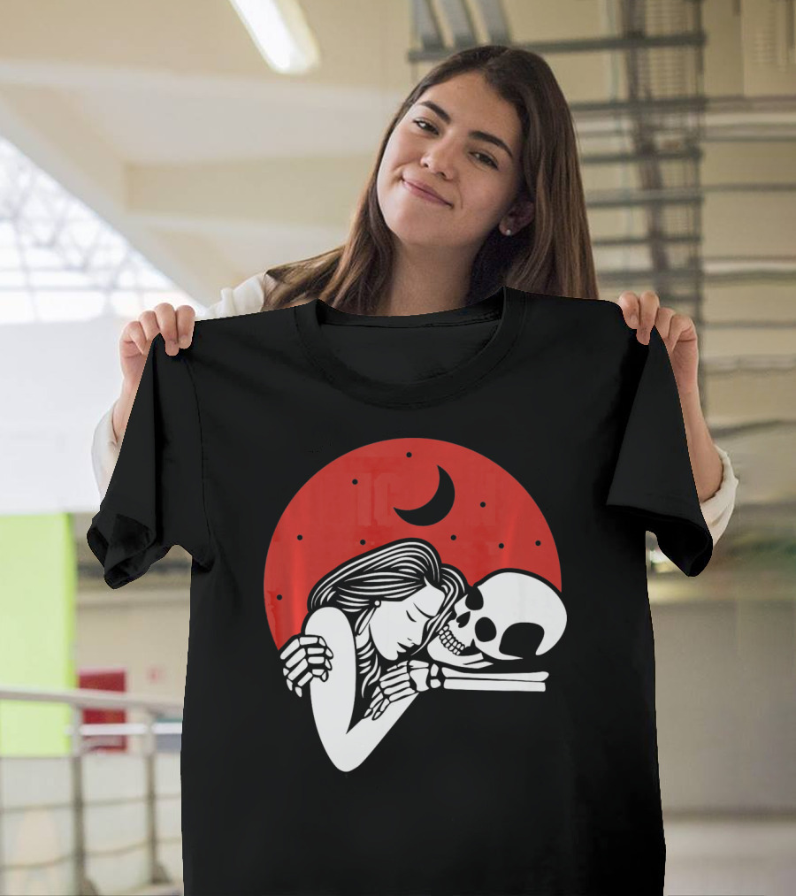 Cute Skeleton Romantic Valentines Moon Embrace T-Shirt