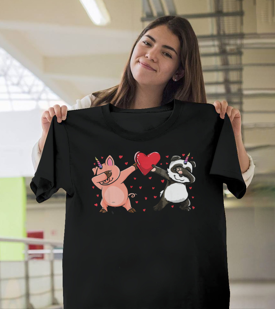 Dabbing Piggycorn Pandicorn Holding Heart Valentine T-Shirt