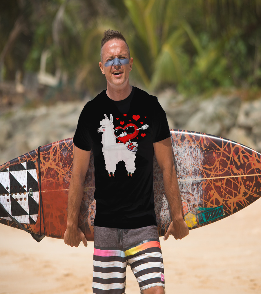 Funny Heart Dabbing On Llama Surrounded By Hearts Valentin T-Shirt