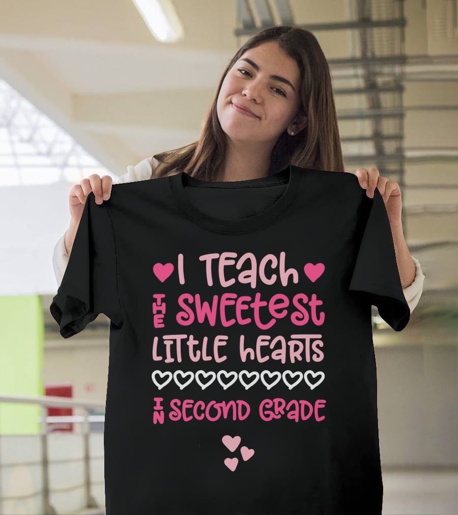 Teacher Valentine I Teach The Sweetest Little Hearts In Second Grade T-Shirt