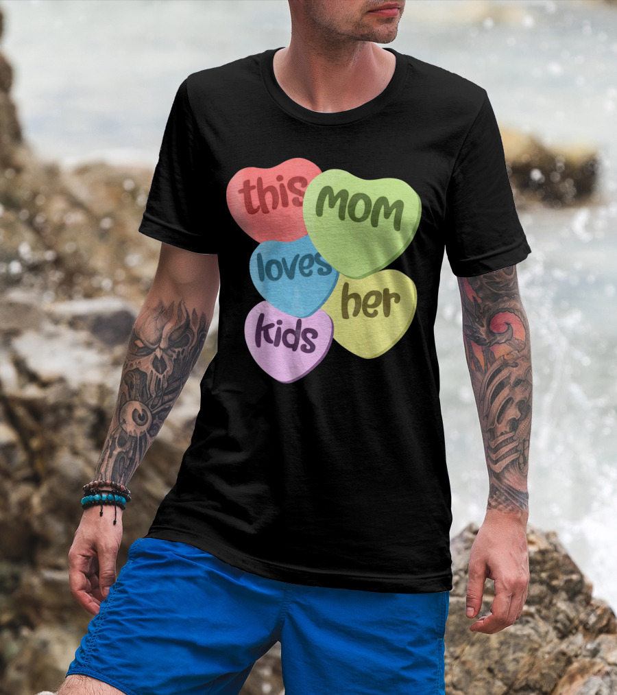 This Mom Loves Her Kids Valentines T-Shirt