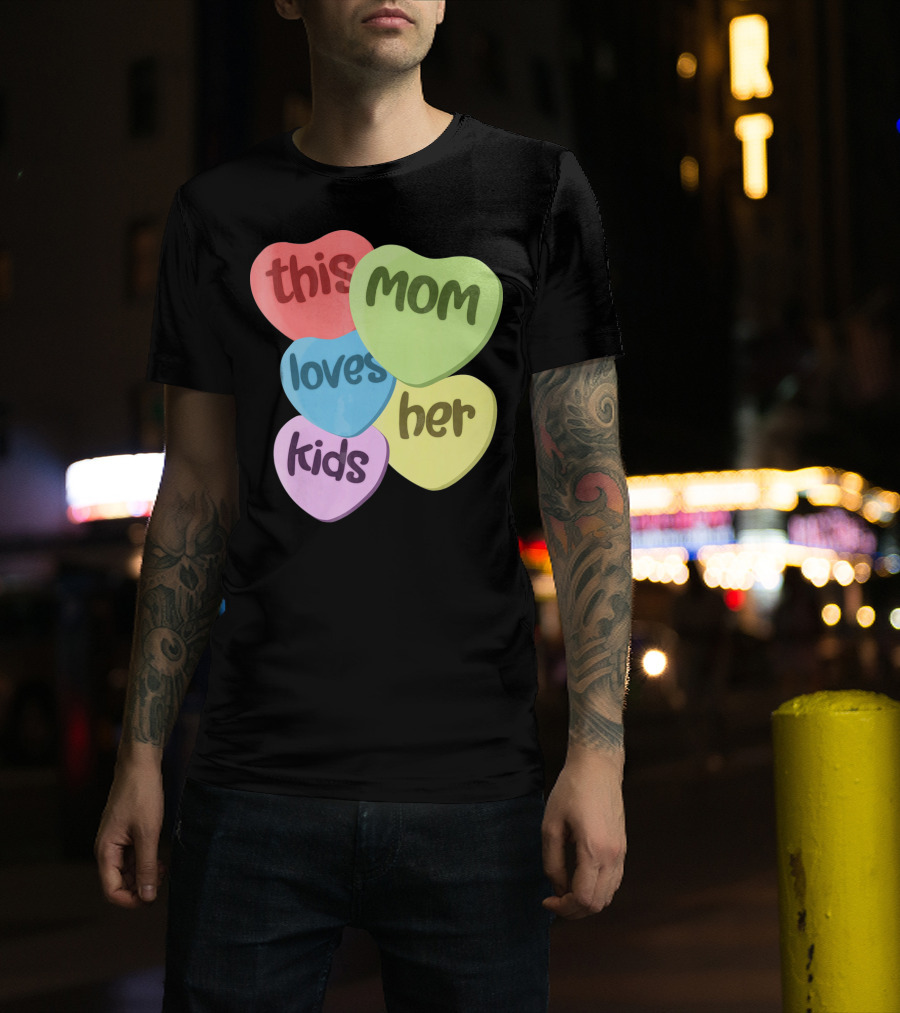 This Mom Loves Her Kids Valentines T-Shirt