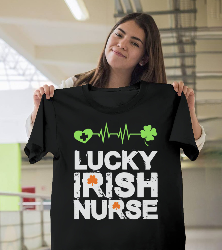 Lucky Irish Nurse St Patricks Day T-Shirt