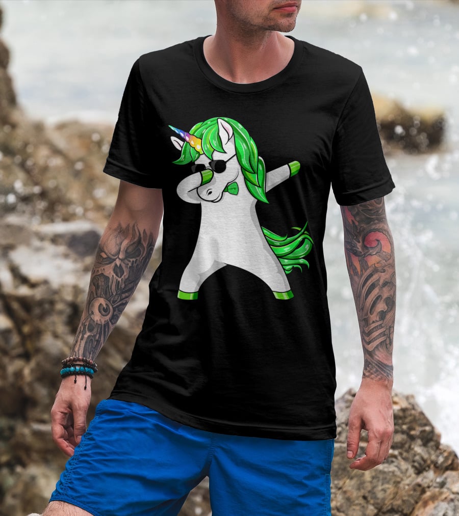St Patricks Day Dabbing Green Unicorn T-Shirt