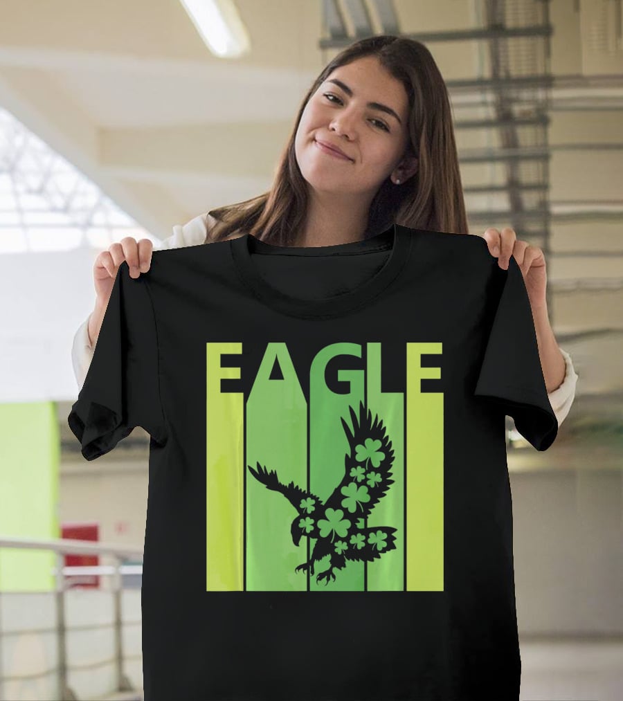 Lucky Irish Shamrock Eagle St Patricks Day T-Shirt