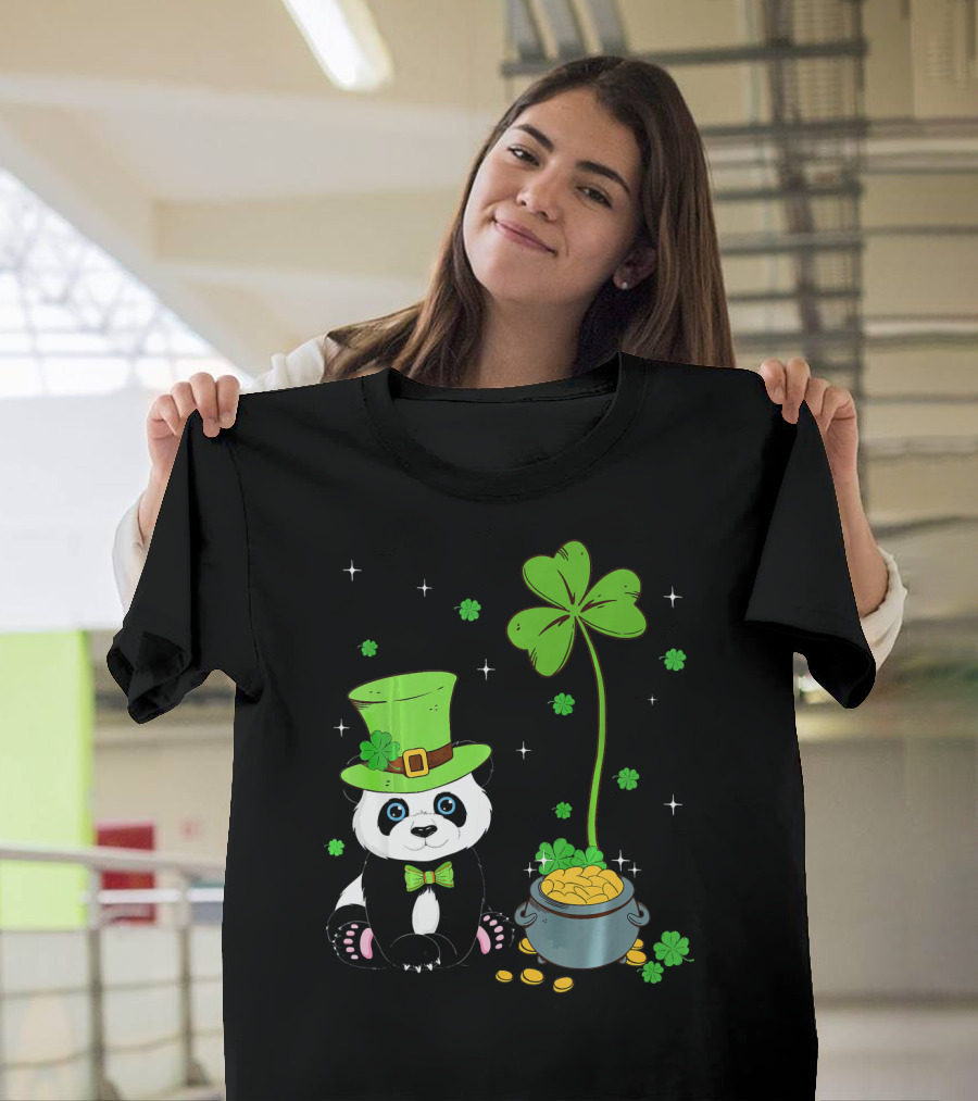 Shamrock Leprechaun Panda St Patricks Pot Of Gold T-Shirt