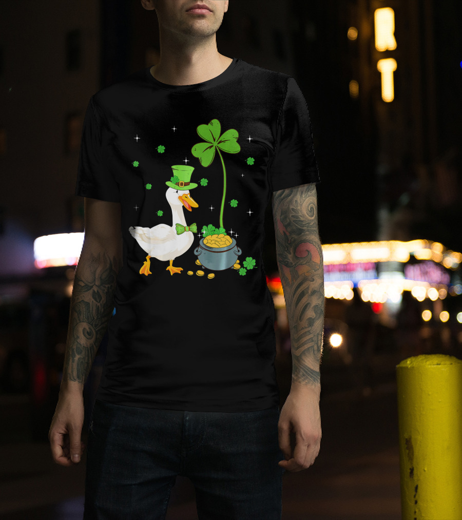 Shamrock Duck With Leprechaun Hat And Pot Of Gold T-Shirt
