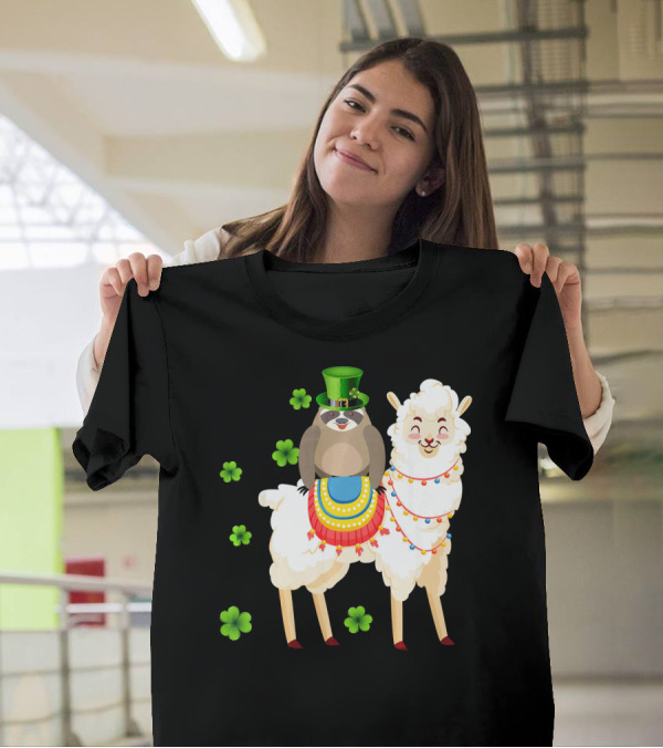 Leprechaun Sloth Riding Llama St Patrick's Day With Shamrocks T-Shirt