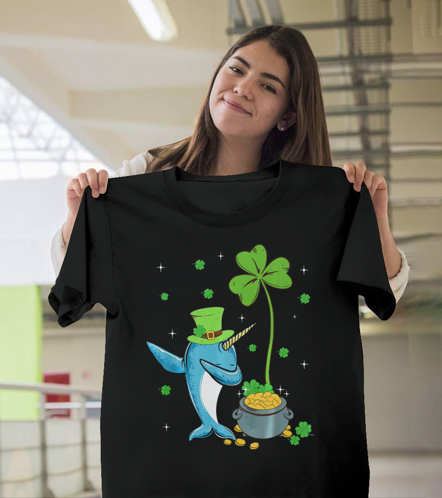 Shamrock Leprechaun Narwhal with Pot of Gold St Patricks T-Shirt
